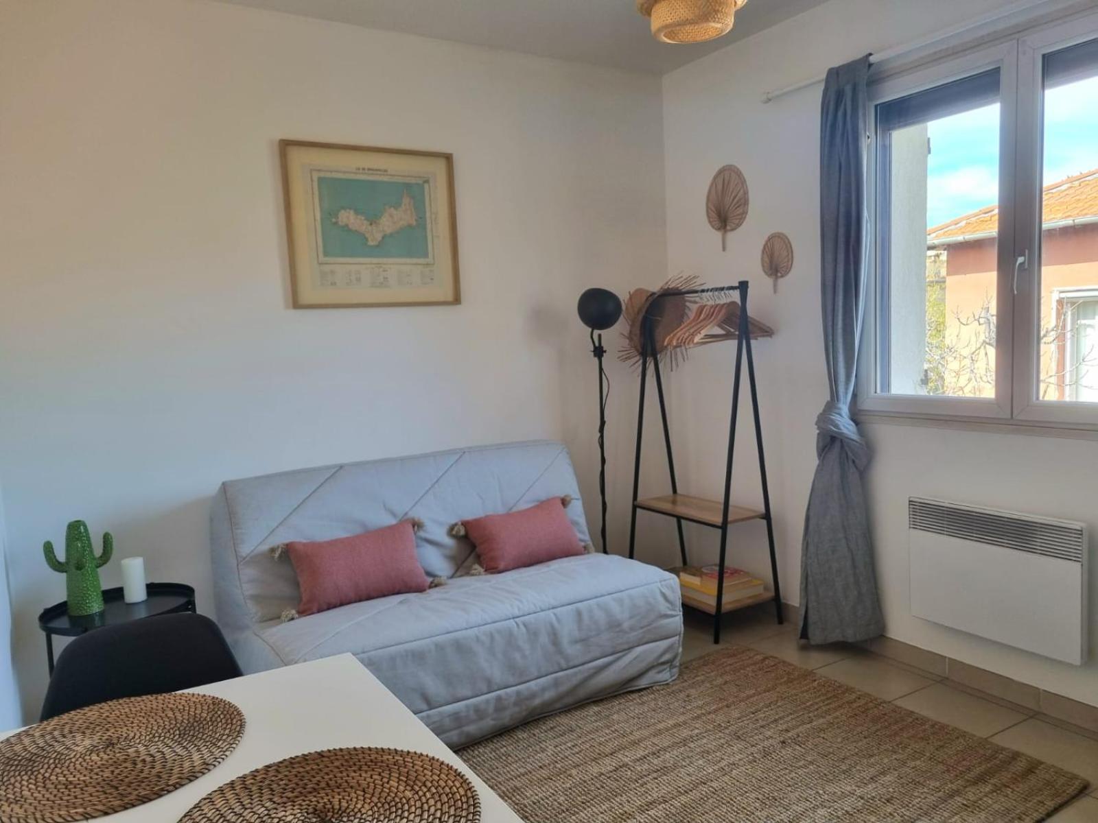 Appartement Joli Lumineux Centre Avec Parking Securise Dans Quartier Recherche *